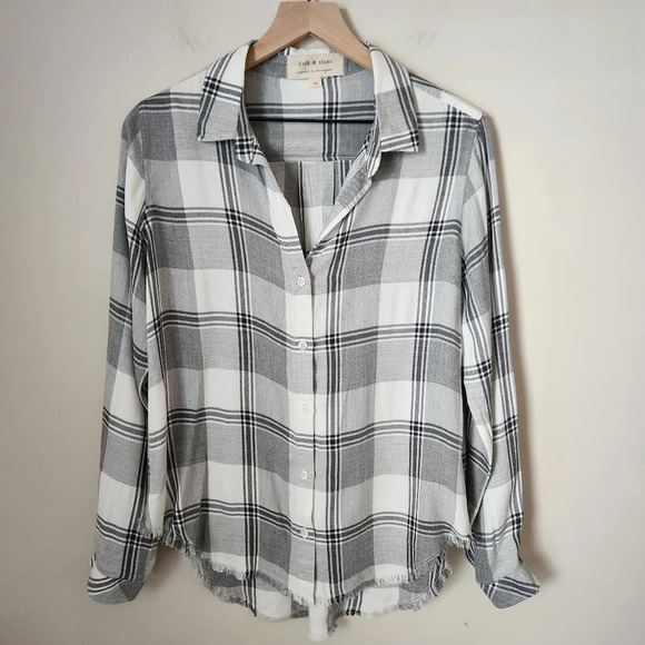 Cloth & Stone | Plaid Fringe Hem Button Down Long Sleeve Shirt - Size M - Picture 1 of 11
